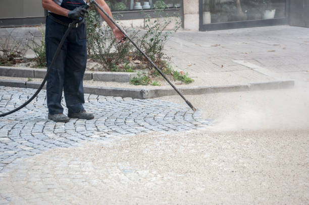 Professional  Pressure Washing Services in East Peoria, IL